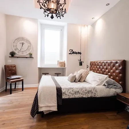 Le 5 Terre Guest house 2*