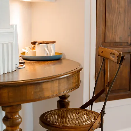 Le 5 Terre Guest house 4*