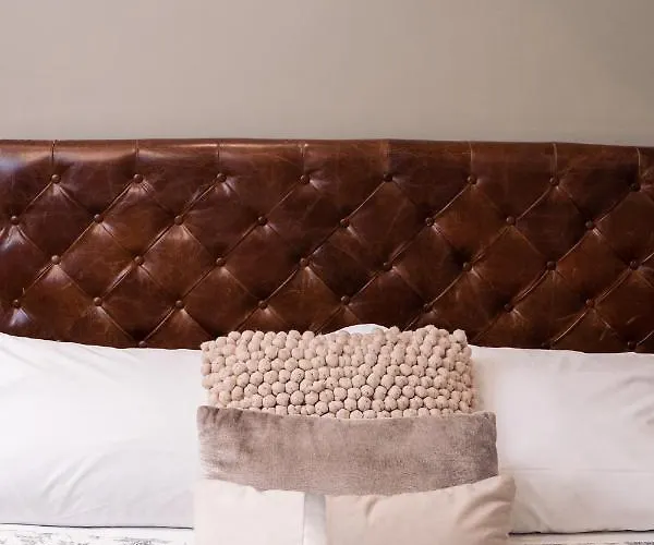 Le 5 Terre Konukevi 4*