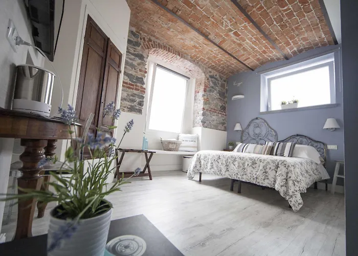 Konukevi Le 5 Terre 4*